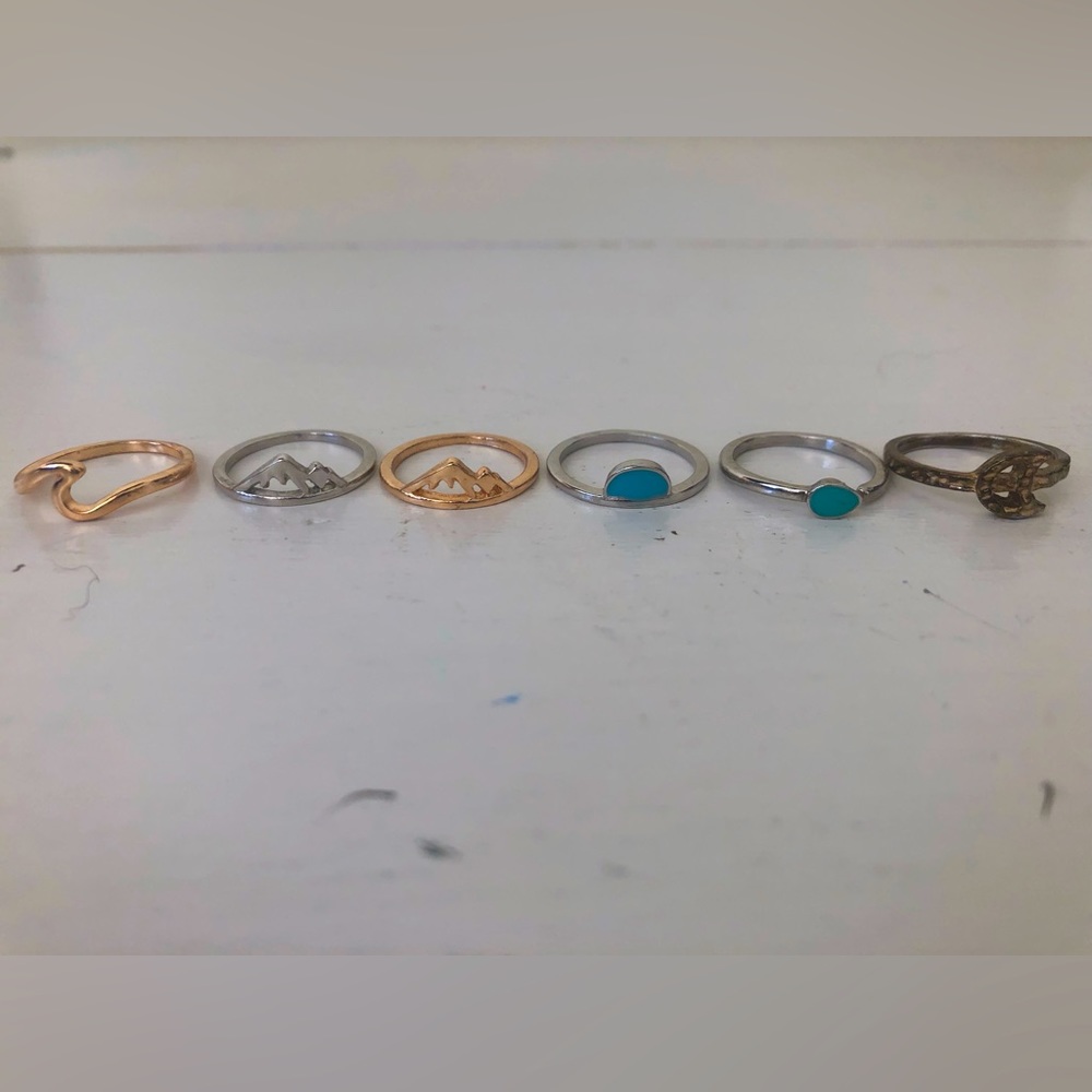 ‼️SALE‼️Bundle of 6 rings
